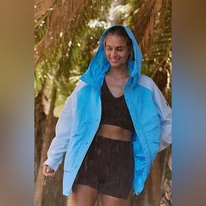 Free people movement Singin in the Rain packable jacket blue white Size small